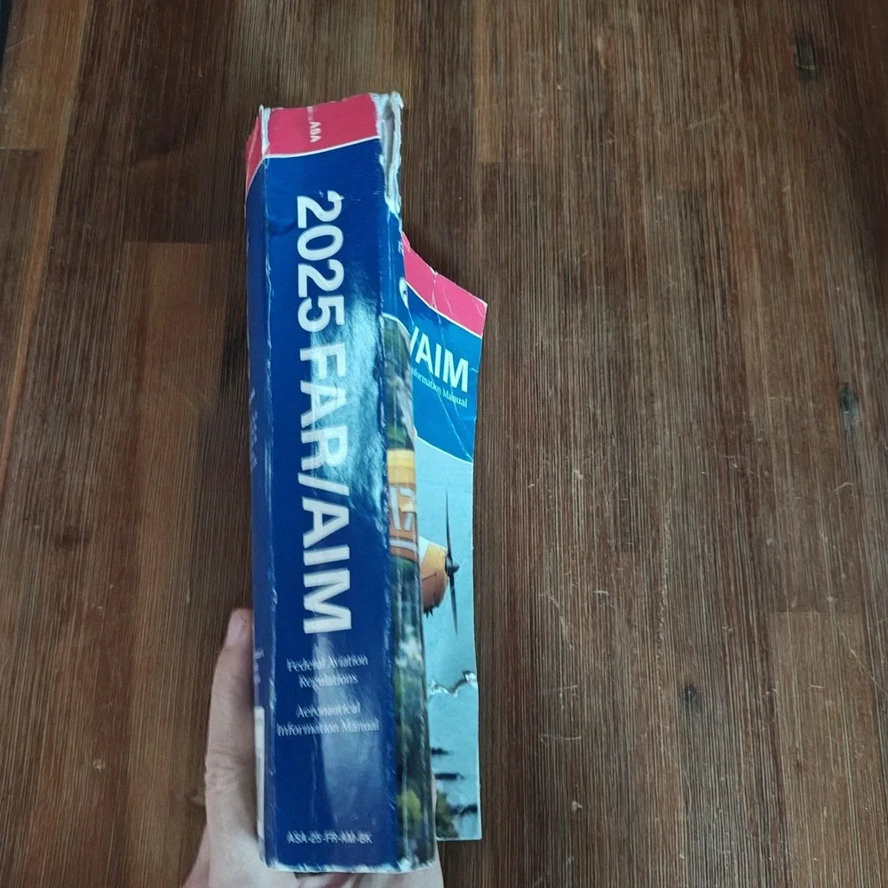 Far/Aim 2025: Federal Aviation Regulations... 9781644253687 Used‎ Damaged